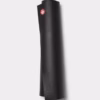 111011010-mats-pro71-black-01.webp Коврик для йоги Manduka PRO Black 6mm