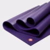 111011040-mats-pro71-black-magic-04.webp Коврик для йоги Manduka Pro Black Magic (Purple) 6mm