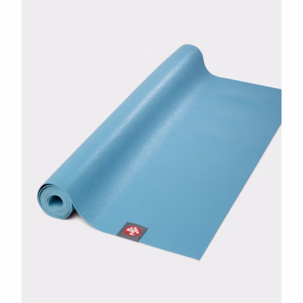136011650-mats-ekosuperlite71-aqua_02-1300x1300-1.jpg Коврик для йоги Manduka eKO SuperLite Travel Aqua 1,5 mm