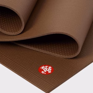 258b84106461577290f9d2f571015ff3-1.jpg Коврик для йоги Manduka PRO Brown Metallic 6mm