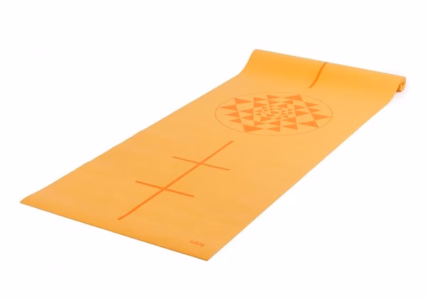 896ys_yoga_yogamatte_leela_collection_yantra_matte.jpg Коврик для йоги Bodhi Leela Big Yantra Yellow