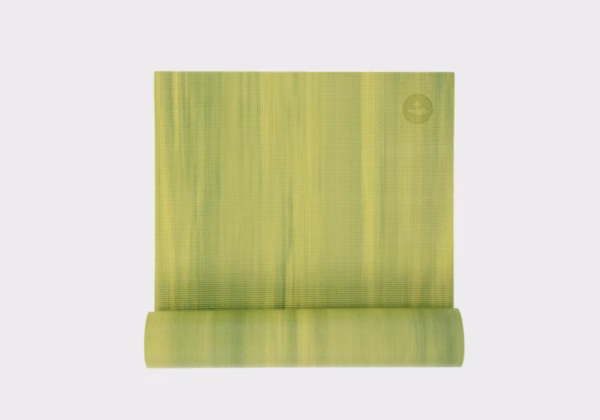 joga-mat-ganges-bodhi-olivkovo-zelenyj-2halfopen-mini.jpg Коврик для йоги Bodhi GANGES green