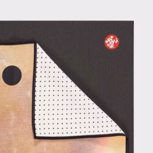 novyj-proekt-8.webp Полотенце йога Manduka Yogitoes Stained Glass