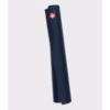 protravel-new-mats-midnight-01-digital-1300x1300-3.jpg Коврик для йоги Manduka PRO Travel Midnight 2,5 mm
