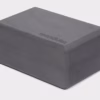 rfoamblock-451012020-props-thunder_550.webp Блок для йоги Manduka R Foam Thunder